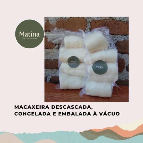 Macaxeira orgânica congelada em pedaços